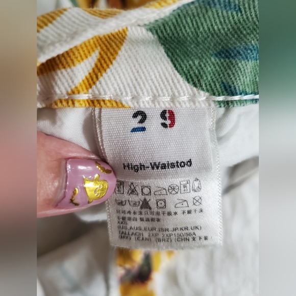 High waist sunflower shorts - Picture 3 of 4